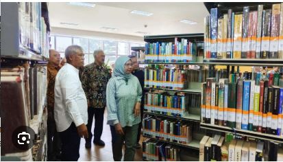 suwarsono koleksi buku