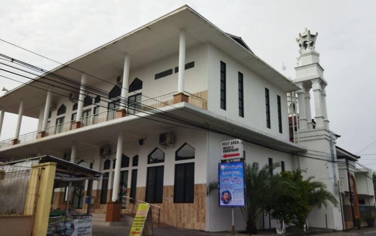 warung masjid sambilegi